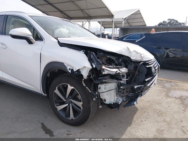 JTJGJRDZ4L5009653 Lexus NX 300H