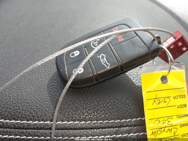 Aukcja sprzedaży 2016 Chrysler 300 300s, vin: 2C3CCAGG2GH170982, numer aukcji: 44880540