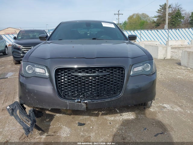 Aukcja sprzedaży 2016 Chrysler 300 300s, vin: 2C3CCAGG2GH170982, numer aukcji: 44880540