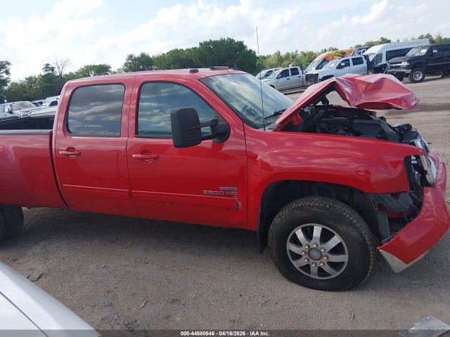 2010 Gmc Sierra 3500hd Slt მანქანა იყიდება აუქციონზე, vin: 1GT7K4B67AF113654, აუქციონის ნომერი: 44880546