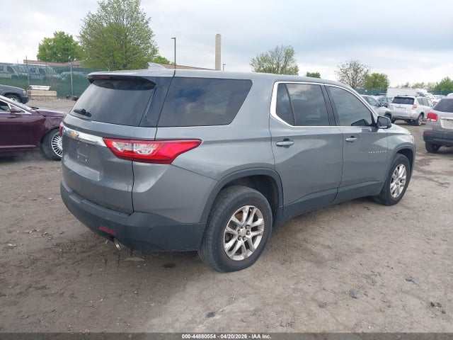 Chevrolet Traverse Ls 2018 1GNERFKW5JJ223590 Image 4