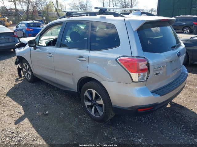 Продаж на аукціоні авто 2018 Subaru Forester 2.5i Premium, vin: JF2SJAGC1JH539582, номер лоту: 44880555