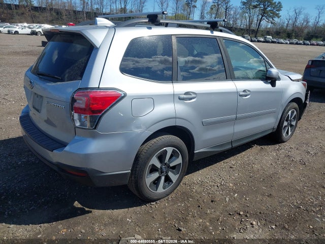 Продаж на аукціоні авто 2018 Subaru Forester 2.5i Premium, vin: JF2SJAGC1JH539582, номер лоту: 44880555