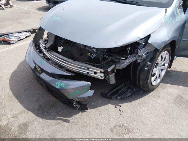 JTDEPMAE9N3006856 Toyota COROLLA LE