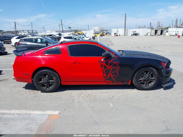 1ZVBP8AM0E5311665 Ford Mustang V6 Premium