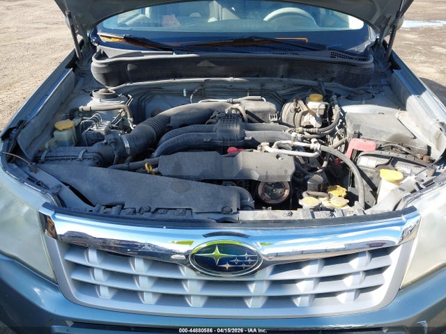 44880586 :رقم المزاد ، JF2SHADC7BH757317 vin ، 2011 Subaru Forester 2.5x Premium مزاد بيع