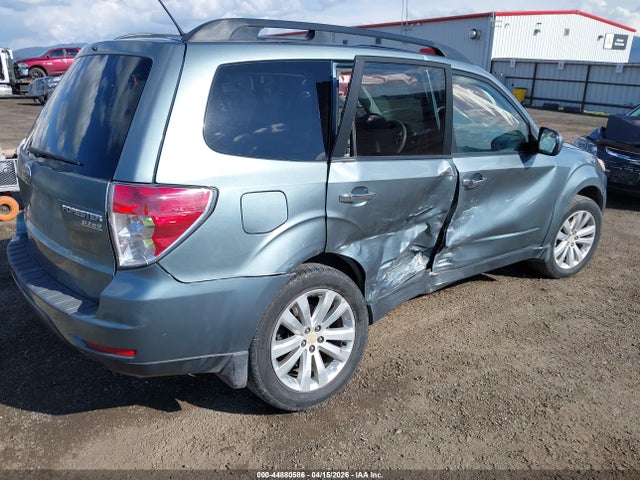 44880586 :رقم المزاد ، JF2SHADC7BH757317 vin ، 2011 Subaru Forester 2.5x Premium مزاد بيع