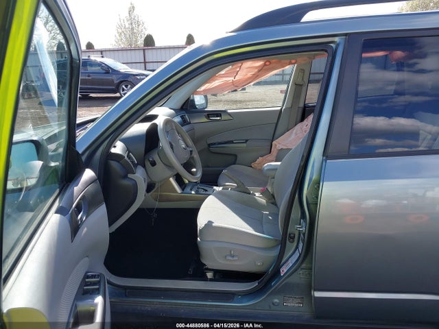 44880586 :رقم المزاد ، JF2SHADC7BH757317 vin ، 2011 Subaru Forester 2.5x Premium مزاد بيع