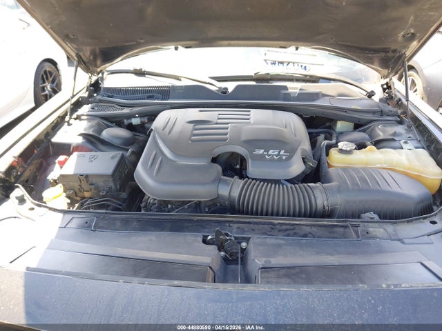 2C3CDZAG0GH201974 Dodge Challenger Sxt Plus