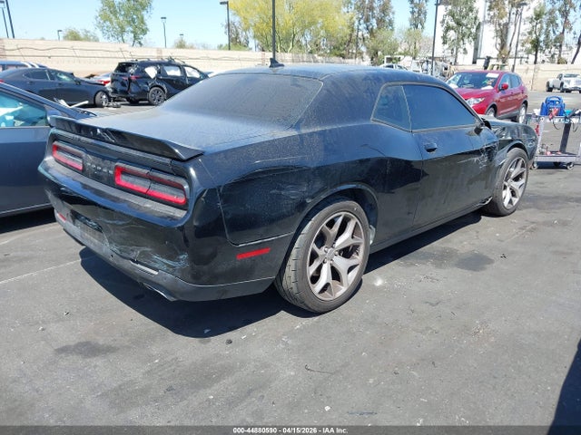 2C3CDZAG0GH201974 Dodge Challenger Sxt Plus