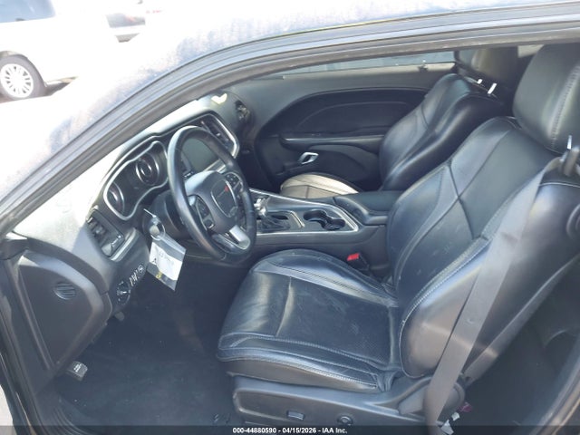 2C3CDZAG0GH201974 Dodge Challenger Sxt Plus