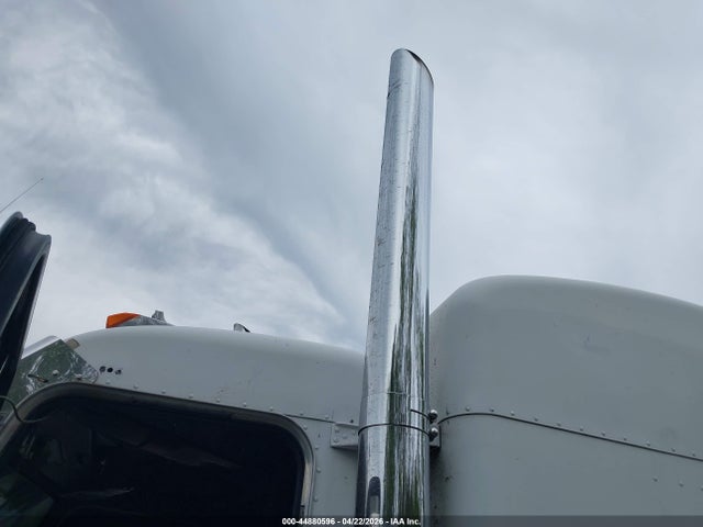 1996 Peterbilt 379 მანქანა იყიდება აუქციონზე, vin: 1XP5DR9X9TN414446, აუქციონის ნომერი: 44880596