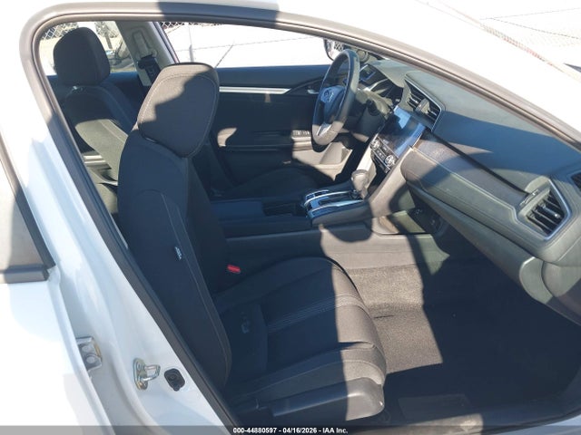 44880597 :رقم المزاد ، 19XFC1F36HE002444 vin ، 2017 Honda Civic Ex-t مزاد بيع