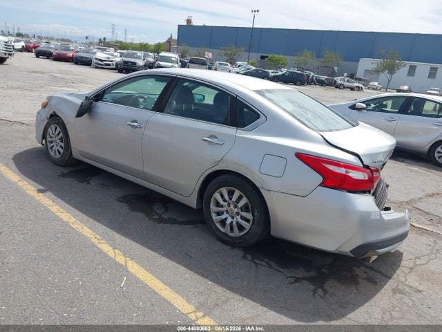 1N4AL3AP5HC293869 Nissan Altima 2.5 S