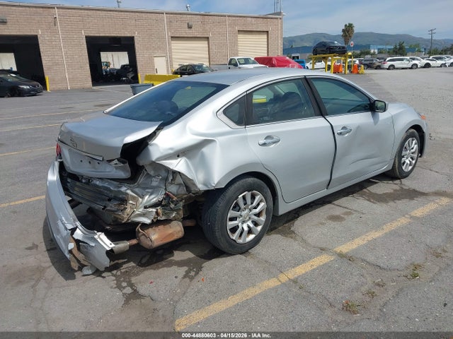 1N4AL3AP5HC293869 Nissan Altima 2.5 S