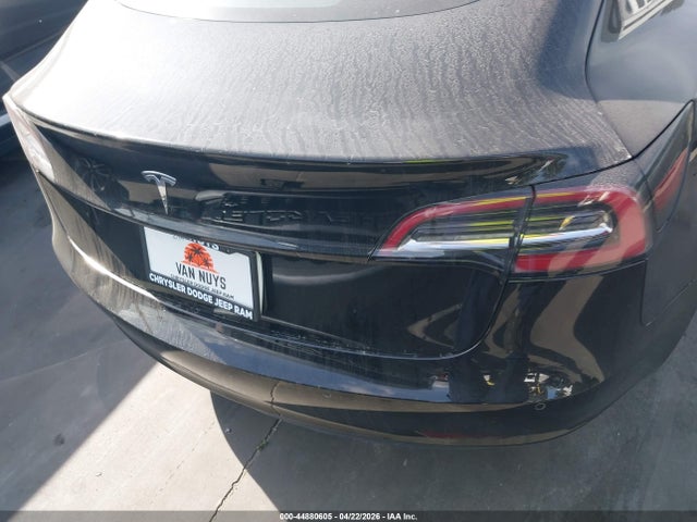 Auction sale of the 2019 Tesla Model 3 Long Range/mid Range/standard Range/standard Range Plus, vin: 5YJ3E1EA4KF395553, lot number: 44880605