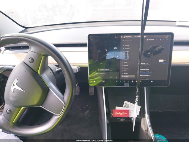 Auction sale of the 2019 Tesla Model 3 Long Range/mid Range/standard Range/standard Range Plus, vin: 5YJ3E1EA4KF395553, lot number: 44880605