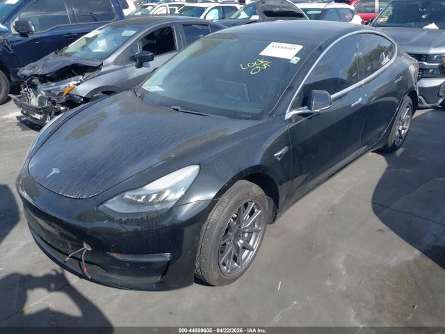 Auction sale of the 2019 Tesla Model 3 Long Range/mid Range/standard Range/standard Range Plus, vin: 5YJ3E1EA4KF395553, lot number: 44880605