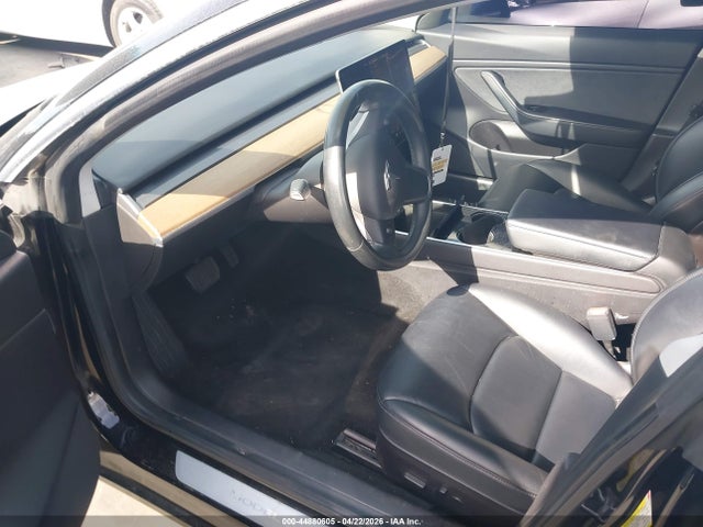 Auction sale of the 2019 Tesla Model 3 Long Range/mid Range/standard Range/standard Range Plus, vin: 5YJ3E1EA4KF395553, lot number: 44880605