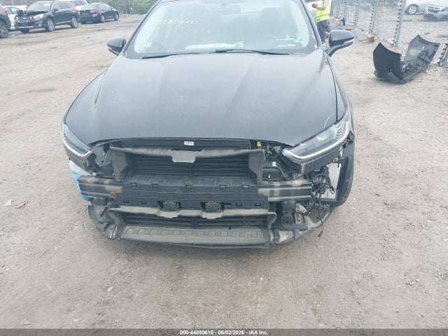 44880610 :رقم المزاد ، 3FA6P0RU5DR303444 vin ، 2013 Ford Fusion Hybrid Titanium مزاد بيع