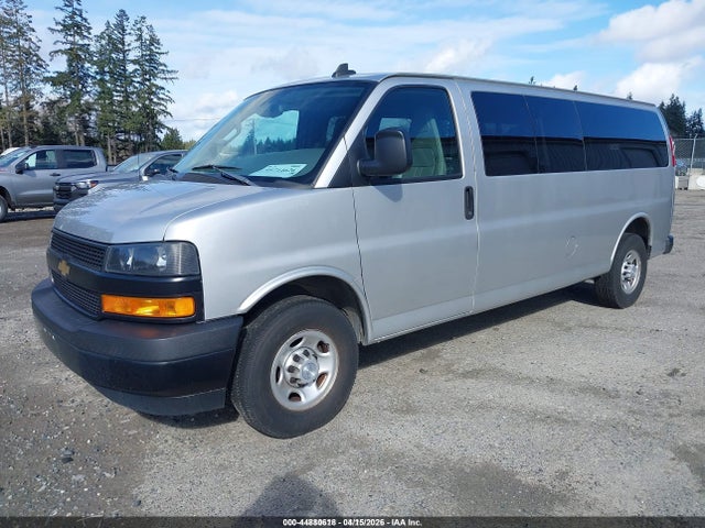 1GAZGNFG6J1302420 Chevrolet Express 3500 Ls