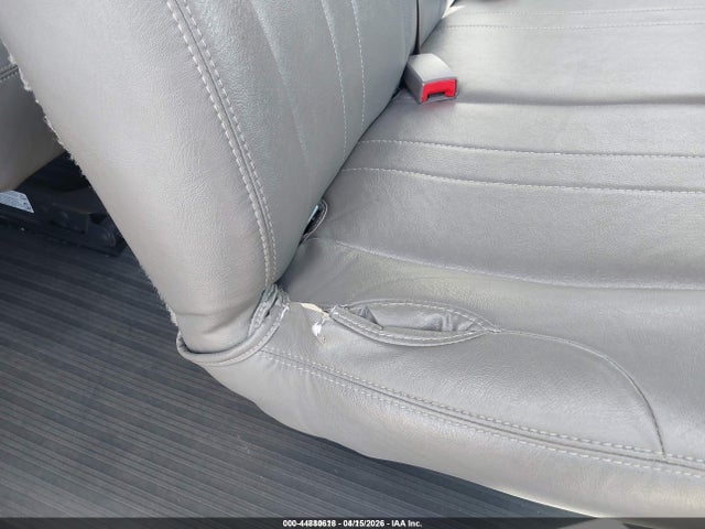 1GAZGNFG6J1302420 Chevrolet Express 3500 Ls