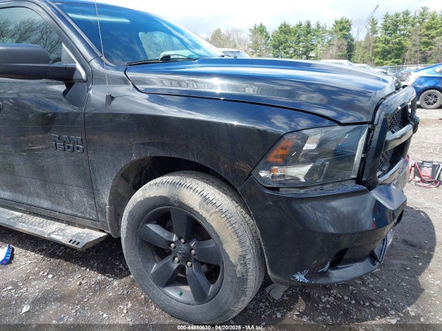 44880630 :رقم المزاد ، 1C6RR7KGXHS829035 vin ، 2017 Ram 1500 Express  4x4 5'7 Box مزاد بيع