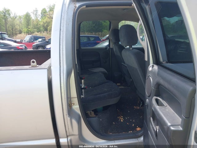 44880634 :رقم المزاد ، 1D7HU18DX5J592924 vin ، 2005 Dodge Ram 1500 Slt/laramie مزاد بيع