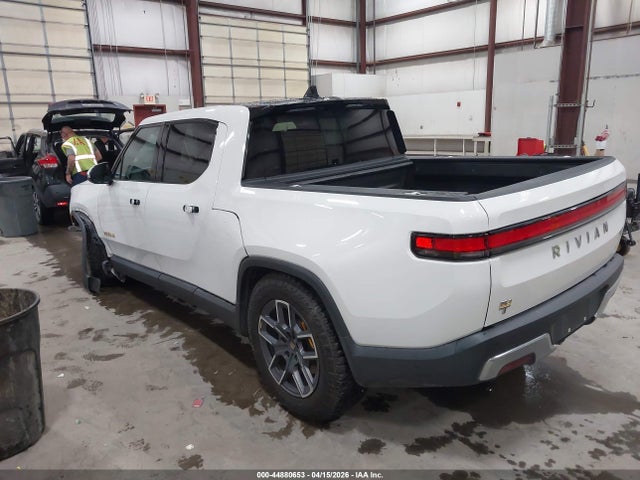 Rivian R1t Adventure 2022 7FCTGAAA5NN007455 Image 3