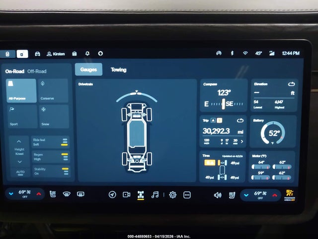 Rivian R1t Adventure 2022 7FCTGAAA5NN007455 Image 7