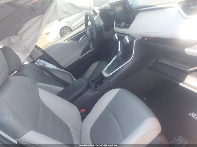 Aukcja sprzedaży 2019 Toyota Rav4 Xle Premium, vin: JTMA1RFV9KD042431, numer aukcji: 44880669