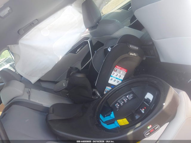 Aukcja sprzedaży 2019 Toyota Rav4 Xle Premium, vin: JTMA1RFV9KD042431, numer aukcji: 44880669