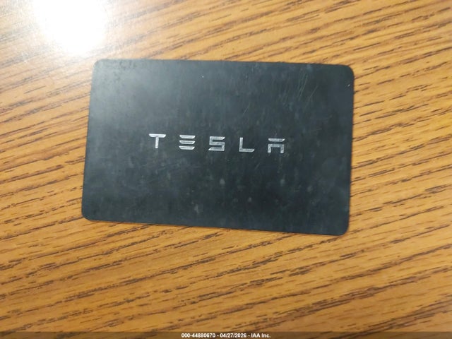 Продажа на аукционе авто 2019 Tesla Model 3 Long Range/mid Range/standard Range/standard Range Plus, vin: 5YJ3E1EA4KF313188, номер лота: 44880670