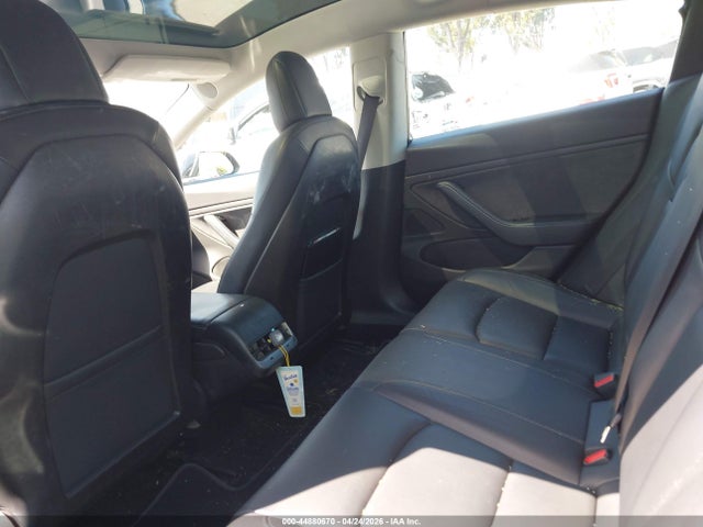 Продажа на аукционе авто 2019 Tesla Model 3 Long Range/mid Range/standard Range/standard Range Plus, vin: 5YJ3E1EA4KF313188, номер лота: 44880670