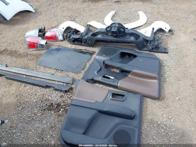 3TMGZ5AN7HM057445 Toyota Tacoma Limited