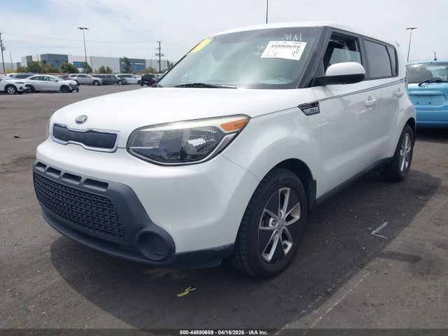 KIA Soul 2015 KNDJN2A2XF7214897 Image 2