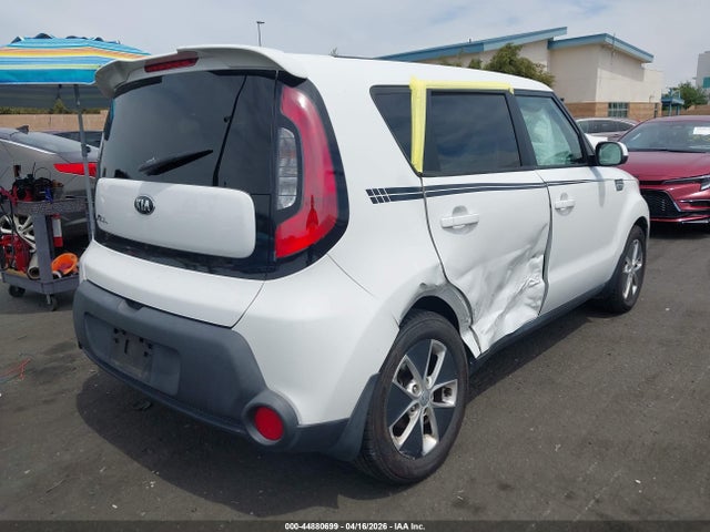 KIA Soul 2015 KNDJN2A2XF7214897 Image 4