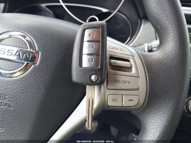 44880700 :رقم المزاد ، JN8AT2MT8GW025056 vin ، 2016 Nissan Rogue S مزاد بيع