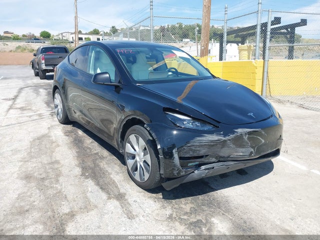 Продажа на аукционе авто 2024 Tesla Model Y Long Range Single Motor Rear-wheel Drive/rwd, vin: 7SAYGDED9RF011422, номер лота: 44880755
