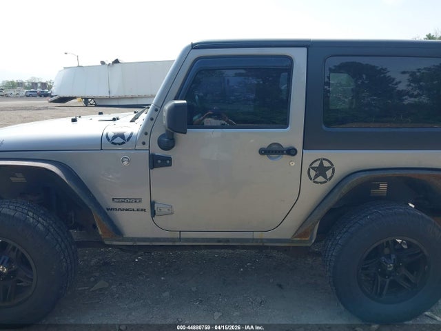 44880759 :رقم المزاد ، 1C4AJWAG4EL323408 vin ، 2014 Jeep Wrangler Sport مزاد بيع