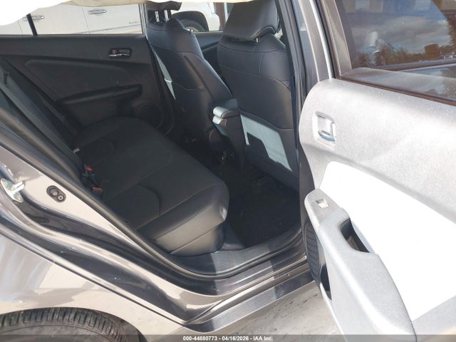 Toyota Prius Three Touring 2017 JTDKARFU6H3544601 Image 8