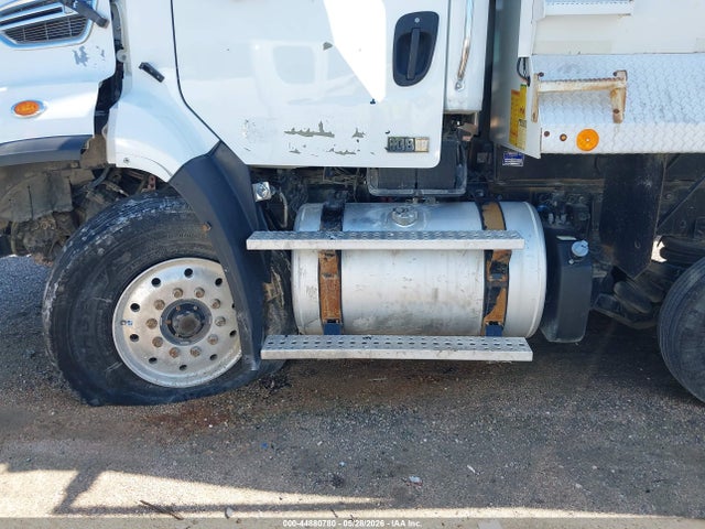 2018 Freightliner 108sd მანქანა იყიდება აუქციონზე, vin: 3ALSG5FE6JDJY3695, აუქციონის ნომერი: 44880780