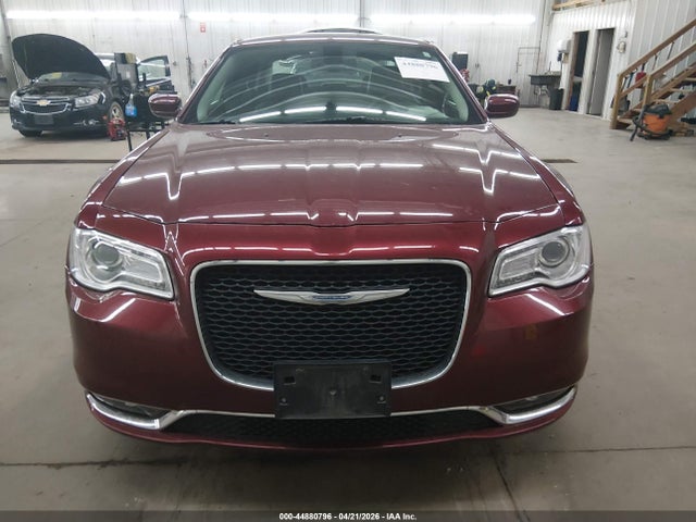 44880796 :رقم المزاد ، 2C3CCARG0HH553446 vin ، 2017 Chrysler 300 Limited Awd مزاد بيع