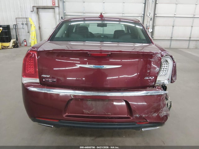 44880796 :رقم المزاد ، 2C3CCARG0HH553446 vin ، 2017 Chrysler 300 Limited Awd مزاد بيع