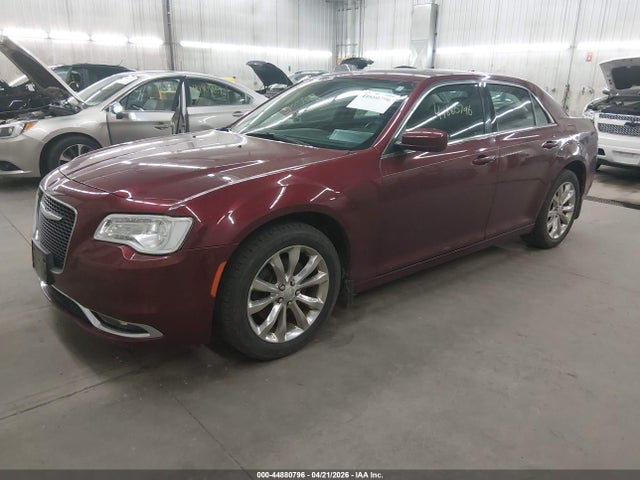 44880796 :رقم المزاد ، 2C3CCARG0HH553446 vin ، 2017 Chrysler 300 Limited Awd مزاد بيع