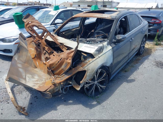 Volkswagen Passat 2.0t Sel 2020 1VWCA7A32LC013277 Image 2