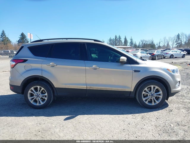Ford ESCAPE SE 2018 1FMCU9GD3JUC38784 Image 17