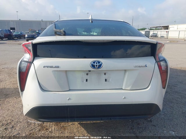Продаж на аукціоні авто 2018 Toyota Prius Two, vin: JTDKBRFU4J3065435, номер лоту: 44880836