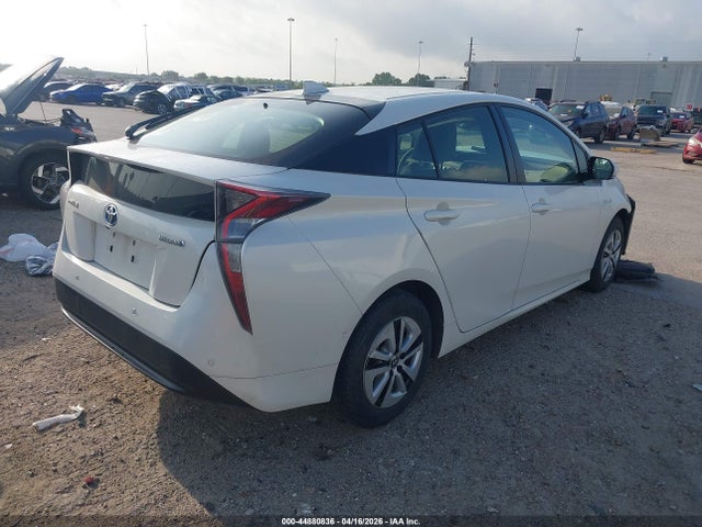 Продаж на аукціоні авто 2018 Toyota Prius Two, vin: JTDKBRFU4J3065435, номер лоту: 44880836
