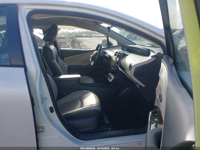 Продаж на аукціоні авто 2018 Toyota Prius Two, vin: JTDKBRFU4J3065435, номер лоту: 44880836